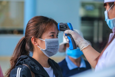Thêm nhiều tỉnh tiếp tục cho học sinh nghỉ học vì COVID-19 - Ảnh 2. Thêm nhiều tỉnh tiếp tục cho học sinh nghỉ học vì COVID-19 - Ảnh 2.