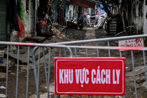Hà Nội tìm công dân nhập cảnh từ 1-3, xét nghiệm COVID-19 miễn phí - Ảnh 1. Hà Nội tìm công dân nhập cảnh từ 1-3, xét nghiệm COVID-19 miễn phí - Ảnh 1.