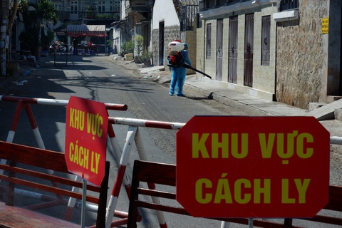 Cần thiết công khai danh tính người nhiễm COVID-19 - Ảnh 1. Cần thiết công khai danh tính người nhiễm COVID-19 - Ảnh 1.
