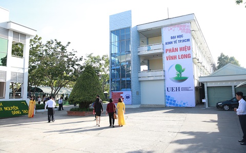 Trường tỉnh trước làn sóng sáp nhập - Ảnh 1. Trường tỉnh trước làn sóng sáp nhập - Ảnh 1.