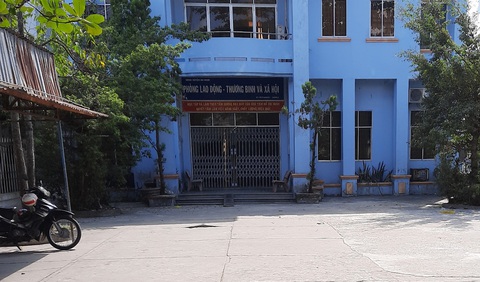 Điều tra 1 trưởng phòng lao động ở Kiên Giang ăn tiền Tết của hộ nghèo - Ảnh 1. Điều tra 1 trưởng phòng lao động ở Kiên Giang ăn tiền Tết của hộ nghèo - Ảnh 1.