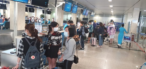Vietnam Airlines chỉ còn duy trì khai thác 8 đường bay nội địa - Ảnh 1. Vietnam Airlines chỉ còn duy trì khai thác 8 đường bay nội địa - Ảnh 1.