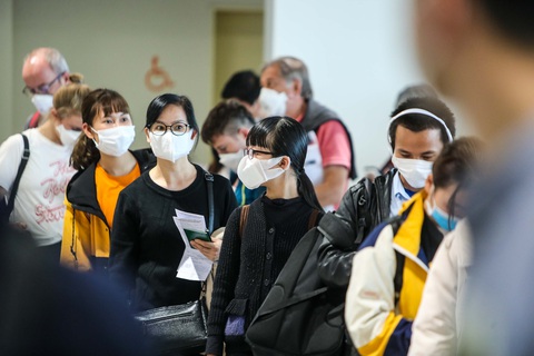 Hà Nội mua test kit xét nghiệm SARS-CoV-2 Việt Nam sản xuất để tặng Ý - Ảnh 1. Hà Nội mua test kit xét nghiệm SARS-CoV-2 Việt Nam sản xuất để tặng Ý - Ảnh 1.