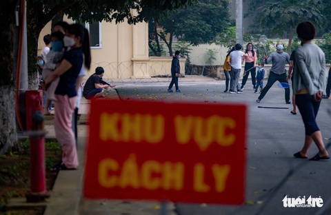 Người Việt từ châu Âu trở về: ‘Đất nước của mình, mình phải về thôi’ - Ảnh 1. Người Việt từ châu Âu trở về: ‘Đất nước của mình, mình phải về thôi’ - Ảnh 1.