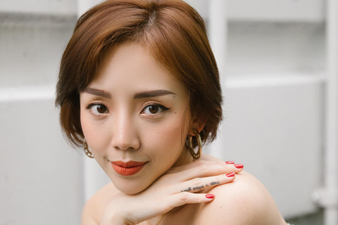 Tùng Dương, Tóc Tiên trao hơn 1 tỉ cho bộ đội chống COVID-19 - Ảnh 3. Tùng Dương, Tóc Tiên trao hơn 1 tỉ cho bộ đội chống COVID-19 - Ảnh 3.