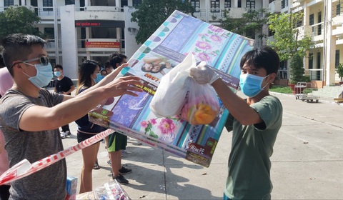 TP.HCM thêm một khu cách ly mới ở quận 12 - Ảnh 4. TP.HCM thêm một khu cách ly mới ở quận 12 - Ảnh 4.