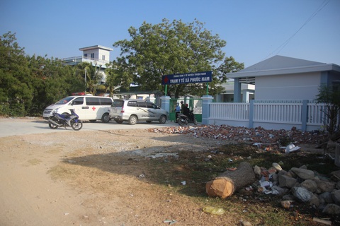 Bệnh nhân 61 làm chủ hôn hai đám cưới và dự thánh lễ trước khi nhập viện - Ảnh 4. Bệnh nhân 61 làm chủ hôn hai đám cưới và dự thánh lễ trước khi nhập viện - Ảnh 4.