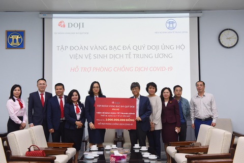 Hai doanh nghiệp ủng hộ 10 tỉ đồng chống dịch COVID-19 - Ảnh 1. Hai doanh nghiệp ủng hộ 10 tỉ đồng chống dịch COVID-19 - Ảnh 1.
