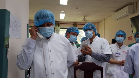 Phải xét nghiệm ngày cuối trước khi cho bệnh nhân nghi nhiễm ra khỏi khu cách ly - Ảnh 1. Phải xét nghiệm ngày cuối trước khi cho bệnh nhân nghi nhiễm ra khỏi khu cách ly - Ảnh 1.