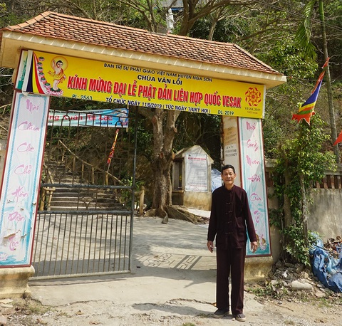 Đi tìm màu tím hoa sim - Kỳ 1: Đứa bé đẻ rơi và bài thơ tình thế kỷ - Ảnh 2. Đi tìm màu tím hoa sim - Kỳ 1: Đứa bé đẻ rơi và bài thơ tình thế kỷ - Ảnh 2.
