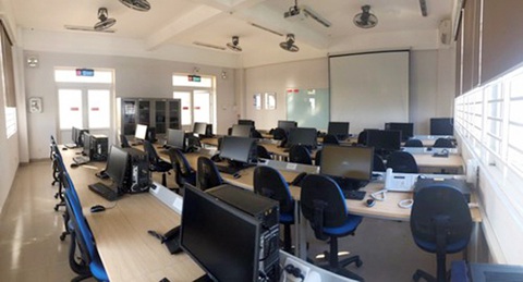 Tiếp cận lò đào tạo điện - điện tử tại Đai học Duy Tân - Ảnh 9. Tiếp cận lò đào tạo điện - điện tử tại Đai học Duy Tân - Ảnh 9.