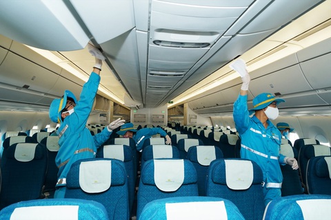 Vietnam Airlines vệ sinh, khử trùng các chuyến bay trong nước thế nào? - Ảnh 1. Vietnam Airlines vệ sinh, khử trùng các chuyến bay trong nước thế nào? - Ảnh 1.