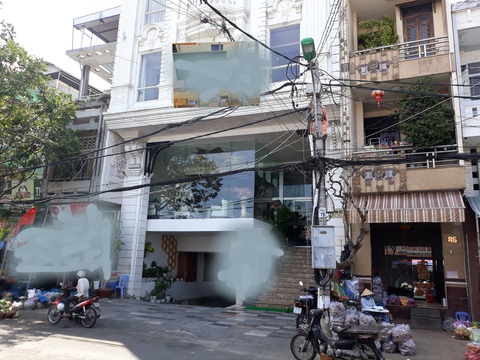 5 nhân viên khách sạn tiếp xúc gần với bệnh nhân 76 âm tính - Ảnh 1. 5 nhân viên khách sạn tiếp xúc gần với bệnh nhân 76 âm tính - Ảnh 1.
