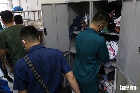 Niêm phong đồ đạc sinh viên vắng khi chuyển ký túc xá ĐHQG TP.HCM thành khu cách ly - Ảnh 6. Niêm phong đồ đạc sinh viên vắng khi chuyển ký túc xá ĐHQG TP.HCM thành khu cách ly - Ảnh 6.