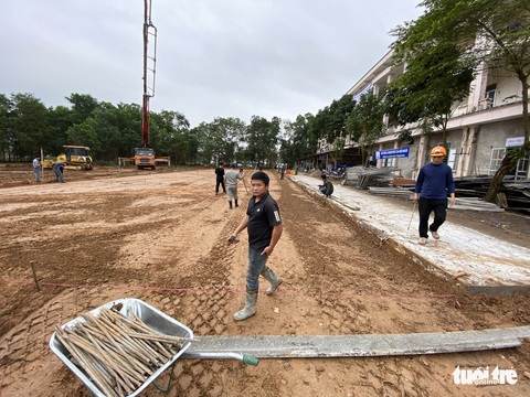 Gấp rút làm mới bệnh viện cũ thành nơi cách ly phòng dịch COVID-19 - Ảnh 7. Gấp rút làm mới bệnh viện cũ thành nơi cách ly phòng dịch COVID-19 - Ảnh 7.