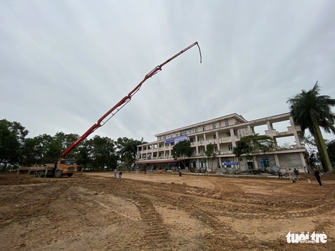 Gấp rút làm mới bệnh viện cũ thành nơi cách ly phòng dịch COVID-19 - Ảnh 10. Gấp rút làm mới bệnh viện cũ thành nơi cách ly phòng dịch COVID-19 - Ảnh 10.
