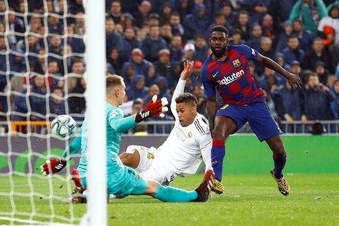 Thắng thuyết phục trận Siêu kinh điển, Real trở lại đỉnh bảng La Liga - Ảnh 4. Thắng thuyết phục trận Siêu kinh điển, Real trở lại đỉnh bảng La Liga - Ảnh 4.