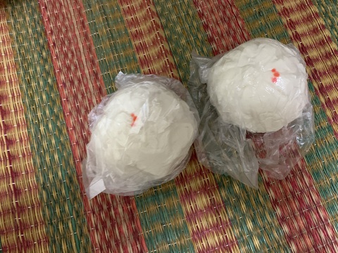 Thăm khám bệnh nhân bị cách ly sau phẫu thuật thẩm mỹ ở Hàn Quốc về - Ảnh 2. Thăm khám bệnh nhân bị cách ly sau phẫu thuật thẩm mỹ ở Hàn Quốc về - Ảnh 2.