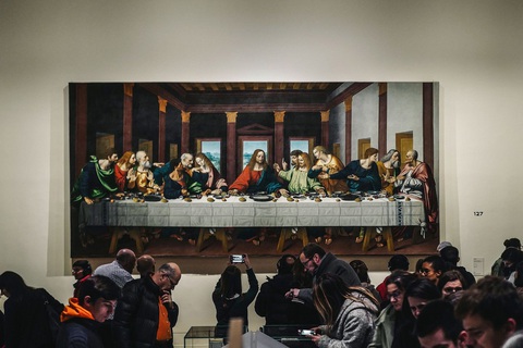 Pháp tạm đóng cửa Bảo tàng Louvre do lo ngại sự lây lan của COVID-19 - Ảnh 1. Pháp tạm đóng cửa Bảo tàng Louvre do lo ngại sự lây lan của COVID-19 - Ảnh 1.