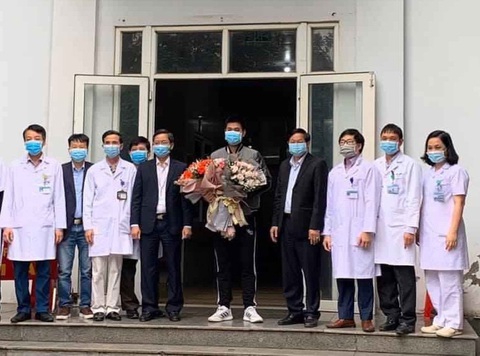 Bệnh nhân COVID-19 thứ 18 khỏi bệnh xuất viện, 10 bệnh nhân khác âm tính lần 1 - Ảnh 1. Bệnh nhân COVID-19 thứ 18 khỏi bệnh xuất viện, 10 bệnh nhân khác âm tính lần 1 - Ảnh 1.