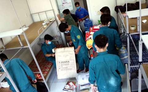 Cần có kịch bản ứng phó để không bất ngờ khi dịch bệnh diễn tiến nhanh - Ảnh 1. Cần có kịch bản ứng phó để không bất ngờ khi dịch bệnh diễn tiến nhanh - Ảnh 1.