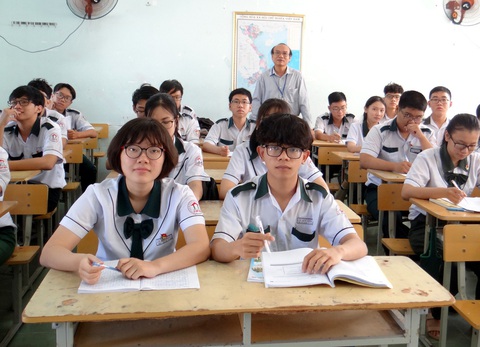 Bộ GD-ĐT công bố chi tiết giảm tải chương trình cho học sinh các cấp - Ảnh 1. Bộ GD-ĐT công bố chi tiết giảm tải chương trình cho học sinh các cấp - Ảnh 1.