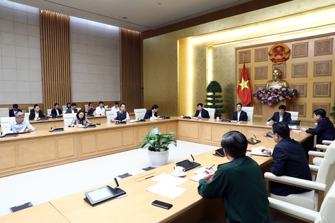 Huy động tổng lực hệ thống xét nghiệm để ngăn chặn COVID-19 giai đoạn 2 - Ảnh 1. Huy động tổng lực hệ thống xét nghiệm để ngăn chặn COVID-19 giai đoạn 2 - Ảnh 1.