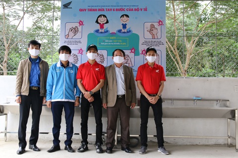 Tặng hệ thống bồn rửa tay cho học sinh vùng khó khăn ở Thanh Hóa - Ảnh 1. Tặng hệ thống bồn rửa tay cho học sinh vùng khó khăn ở Thanh Hóa - Ảnh 1.