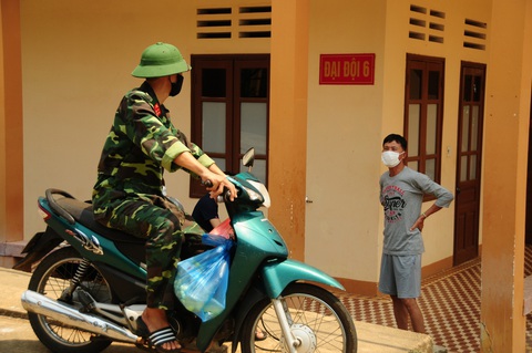 Doanh trại quân đội mở cửa đón kiều bào về tránh dịch - Ảnh 14. Doanh trại quân đội mở cửa đón kiều bào về tránh dịch - Ảnh 14.