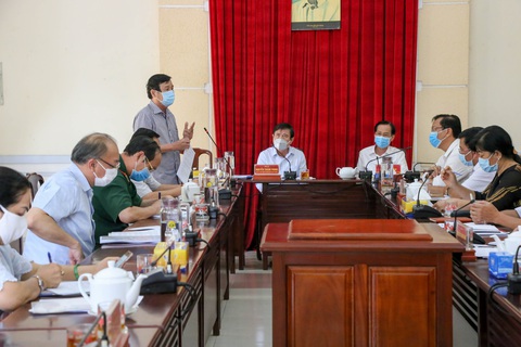 Chủ tịch TP.HCM yêu cầu cung ứng đúng loại thực phẩm cho người Chăm đang cách ly - Ảnh 2. Chủ tịch TP.HCM yêu cầu cung ứng đúng loại thực phẩm cho người Chăm đang cách ly - Ảnh 2.