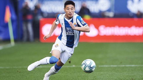 Ronaldo của Trung Quốc là một trong 4 cầu thủ Espanyol nhiễm COVID-19 - Ảnh 1. Ronaldo của Trung Quốc là một trong 4 cầu thủ Espanyol nhiễm COVID-19 - Ảnh 1.