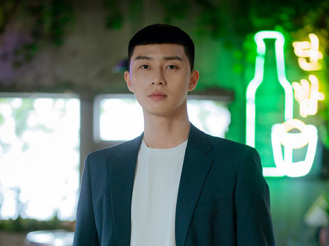 Itaewon Class: Cách vĩ đại nhất để trả thù chính là hóa giải hận thù - Ảnh 7. Itaewon Class: Cách vĩ đại nhất để trả thù chính là hóa giải hận thù - Ảnh 7.