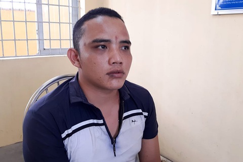 Khởi tố chủ quán cà phê tra tấn, chích điện ép nữ tiếp viên kích dục cho khách - Ảnh 1. Khởi tố chủ quán cà phê tra tấn, chích điện ép nữ tiếp viên kích dục cho khách - Ảnh 1.