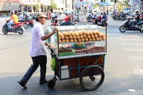 Hàng loạt tiệm bánh mì khuyến mãi nhân tuần lễ Tôi yêu bánh mì Sài Gòn - Ảnh 1. Hàng loạt tiệm bánh mì khuyến mãi nhân tuần lễ Tôi yêu bánh mì Sài Gòn - Ảnh 1.