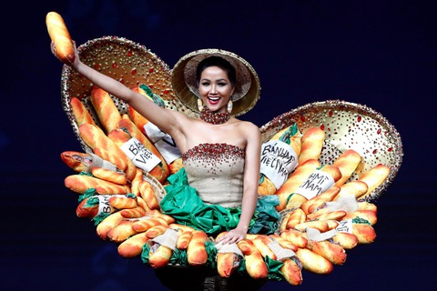 Google Doodle vinh danh bánh mì Việt Nam ở hơn 10 quốc gia - Ảnh 2. Google Doodle vinh danh bánh mì Việt Nam ở hơn 10 quốc gia - Ảnh 2.