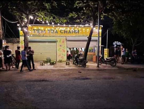 Hỗn chiến nổ súng trong đêm, 1 người chết, 3 người bị thương - Ảnh 1. Hỗn chiến nổ súng trong đêm, 1 người chết, 3 người bị thương - Ảnh 1.