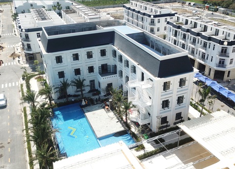 Doanh nghiệp bất động sản đồng hành vượt dịch - Ảnh 1. Doanh nghiệp bất động sản đồng hành vượt dịch - Ảnh 1.