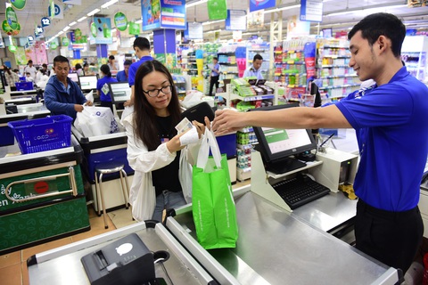 Saigon Co.op tăng khuyến mãi, tặng điểm thưởng cho người tiêu dùng xanh - Ảnh 2. Saigon Co.op tăng khuyến mãi, tặng điểm thưởng cho người tiêu dùng xanh - Ảnh 2.