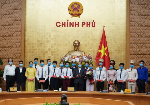Trong dịch COVID-19, Đoàn làm gì để chung tay với cả nước? - Ảnh 2. Trong dịch COVID-19, Đoàn làm gì để chung tay với cả nước? - Ảnh 2.
