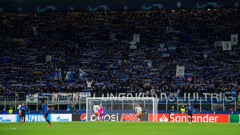 Một trận đấu ở Champions League có thể là một nguồn lây corona khổng lồ - Ảnh 1. Một trận đấu ở Champions League có thể là một nguồn lây corona khổng lồ - Ảnh 1.