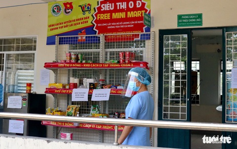 Ai cần gì tới lấy ở “siêu thị 0 đồng” trong khu cách ly tập trung - Ảnh 6. Ai cần gì tới lấy ở “siêu thị 0 đồng” trong khu cách ly tập trung - Ảnh 6.