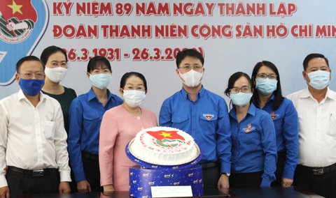 Đoàn Thanh niên hòa nhịp cùng thời cuộc, khắc ghi truyền thống anh hùng - Ảnh 1. Đoàn Thanh niên hòa nhịp cùng thời cuộc, khắc ghi truyền thống anh hùng - Ảnh 1.