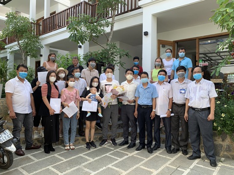 50 người tiếp xúc với bệnh nhân 54 ở Phú Quốc hoàn thành cách ly - Ảnh 1. 50 người tiếp xúc với bệnh nhân 54 ở Phú Quốc hoàn thành cách ly - Ảnh 1.