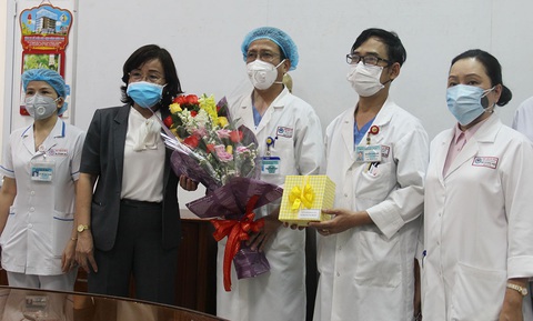 Niềm vui của bác sĩ gần 1 tháng xa nhà...! - Ảnh 1. Niềm vui của bác sĩ gần 1 tháng xa nhà...! - Ảnh 1.