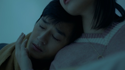 Hồng và Ngạn Mắt biếc đoàn tụ trong MV Sau này hãy gặp lại nhau khi hoa nở - Ảnh 10. Hồng và Ngạn Mắt biếc đoàn tụ trong MV Sau này hãy gặp lại nhau khi hoa nở - Ảnh 10.