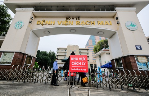 Bệnh nhân mắc COVID-19 sau 23 ngày đến Bạch Mai, chưa chắc lây nhiễm từ Bạch Mai - Ảnh 1. Bệnh nhân mắc COVID-19 sau 23 ngày đến Bạch Mai, chưa chắc lây nhiễm từ Bạch Mai - Ảnh 1.