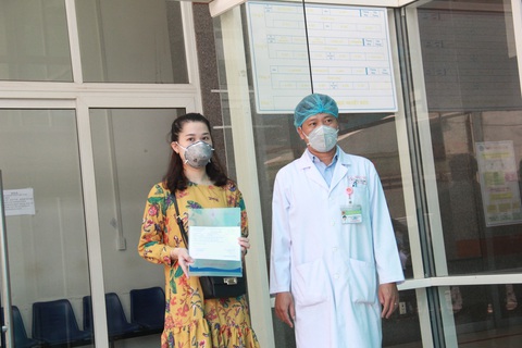 Bệnh viện Đà Nẵng cấm người vào thăm bệnh - Ảnh 1. Bệnh viện Đà Nẵng cấm người vào thăm bệnh - Ảnh 1.