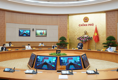 Thủ tướng: các địa phương tìm giải pháp thực tiễn nhất để chống dịch COVID-19 - Ảnh 1. Thủ tướng: các địa phương tìm giải pháp thực tiễn nhất để chống dịch COVID-19 - Ảnh 1.