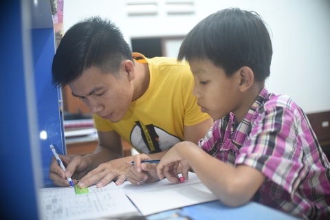 Đứa con nuôi của đồn biên phòng - Ảnh 11. Đứa con nuôi của đồn biên phòng - Ảnh 11.