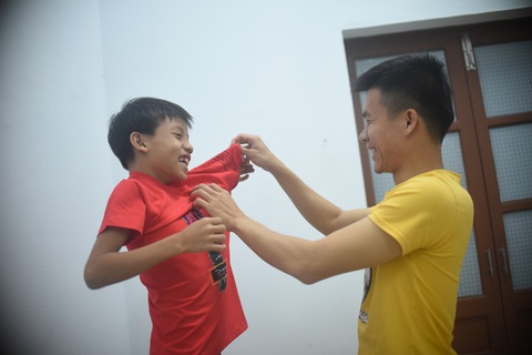Đứa con nuôi của đồn biên phòng - Ảnh 12. Đứa con nuôi của đồn biên phòng - Ảnh 12.